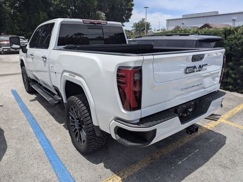 Used 2025 GMC Sierra 2500 Denali AWD/4WD image 3