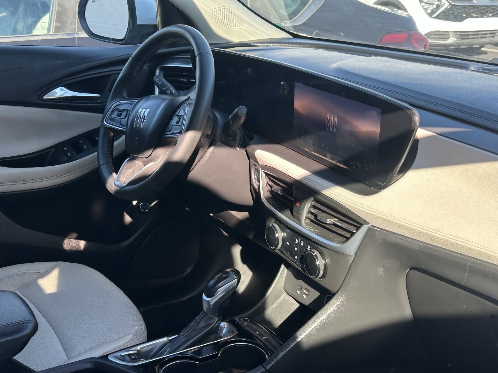 Used 2024 Buick Encore GX Preferred FWD image 9