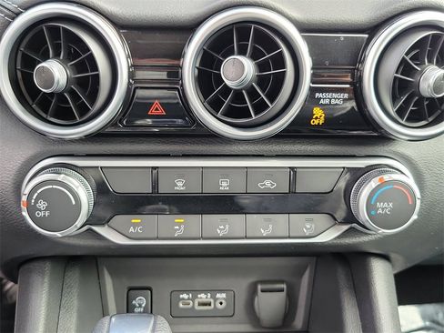 Used 2024 Nissan Sentra SV image 10