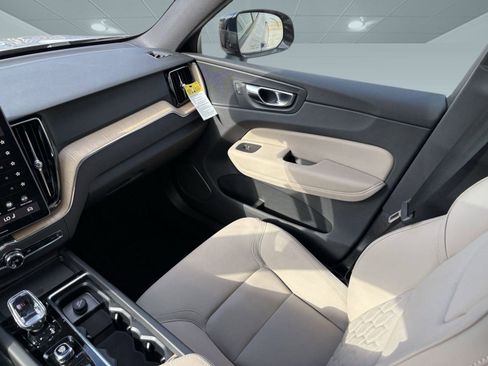 Used 2026 Volvo XC60 B5 Plus w/ Climate Package image 25