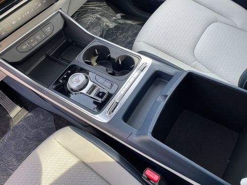 New 2026 Kia Carnival SX Prestige image 9