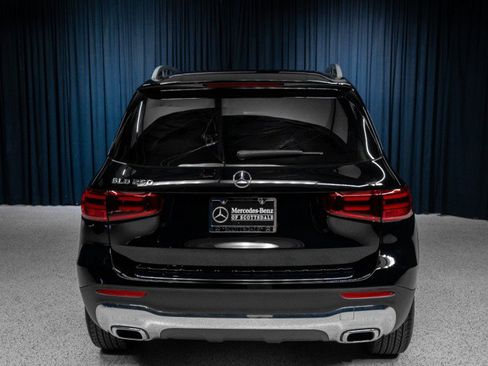 New 2026 Mercedes-Benz GLB 250 image 8