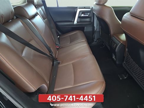 Used 2022 Toyota 4Runner Limited AWD/4WD image 29