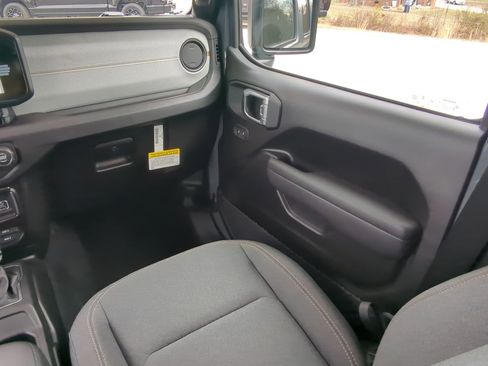 New 2026 Jeep Gladiator Willys image 15