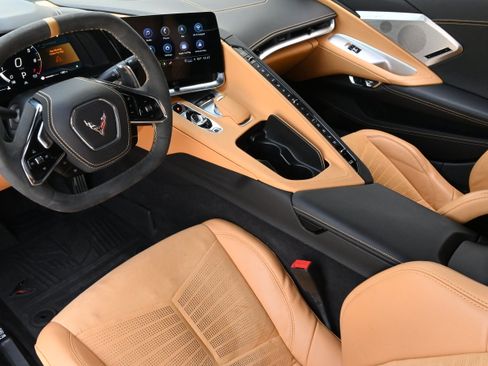 Used 2023 Chevrolet Corvette Stingray Premium Cpe w/ Z51 Performance Package RWD image 10