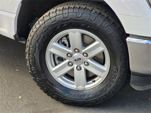 Used 2021 Ford F150 XLT image 12