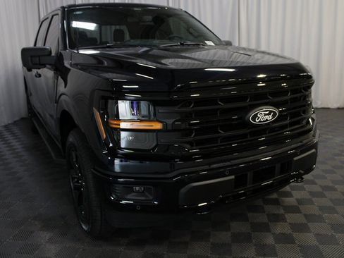 New 2025 Ford F150 XLT w/ Equipment Group 302A MID image 31