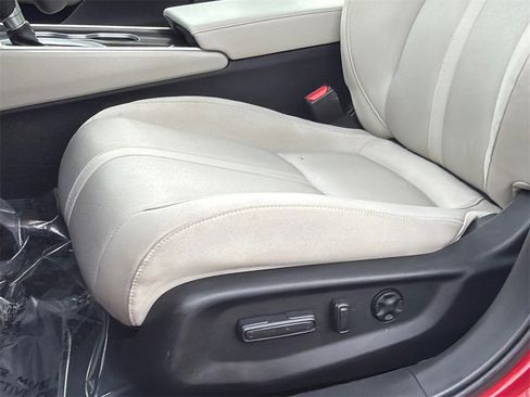 Used 2018 Honda Accord EX image 14