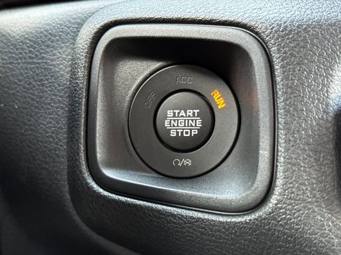 New 2025 Jeep Gladiator Willys image 20