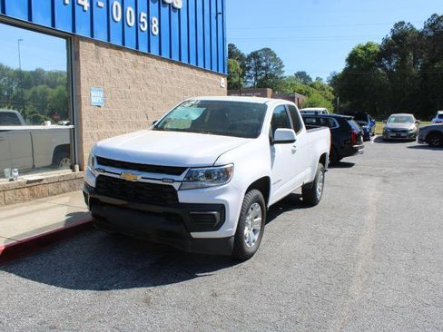 Used 2022 Chevrolet Colorado LT w/ Fleet Safety Package RWD image 4