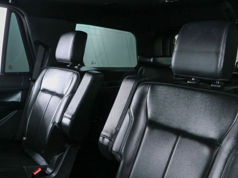 Used 2021 Ford Expedition XLT RWD image 26