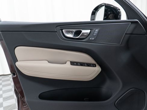 New 2026 Volvo XC60 B5 Core w/ Climate Package image 11