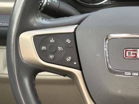 Used 2020 GMC Acadia Denali w/ Technology Package image 12