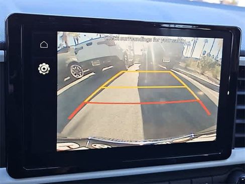 Used 2022 Hyundai Venue Limited image 28