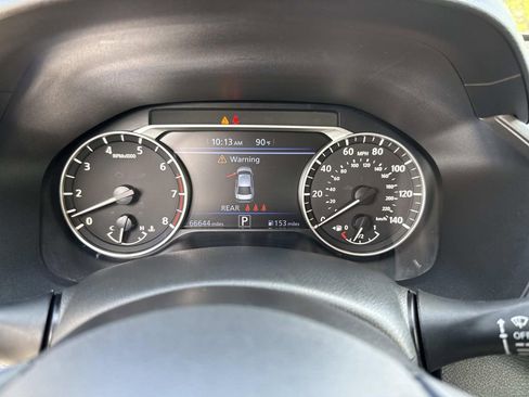 Used 2024 Nissan Altima 2.5 SV FWD image 37
