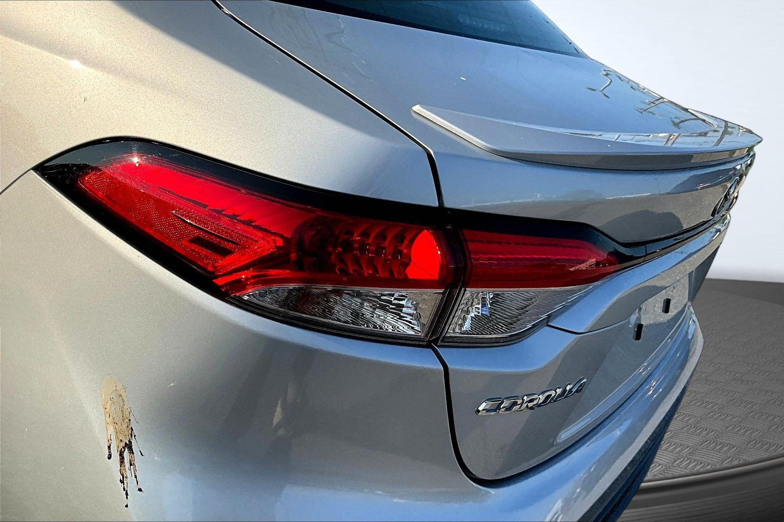 Used 2021 Toyota Corolla SE w/ SE Premium Package FWD image 20