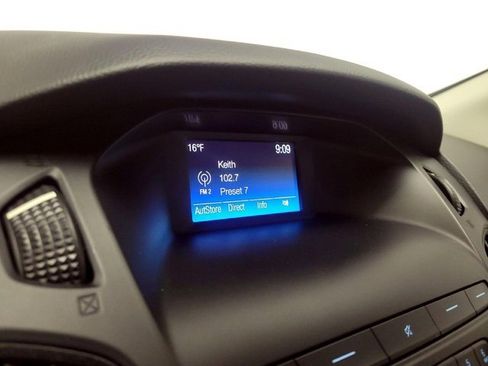 Used 2018 Ford Focus SE w/ Cold Weather Package image 3