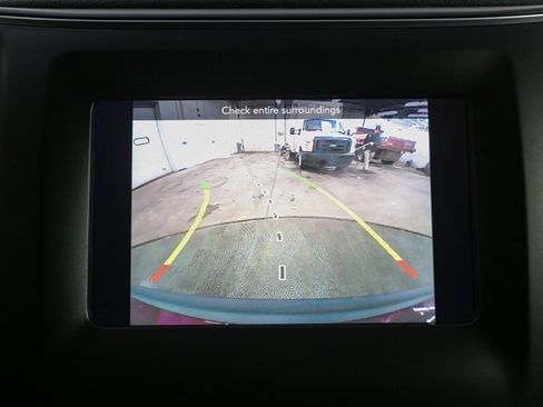 Used 2019 Jeep Cherokee Latitude w/ Cold Weather Group image 25