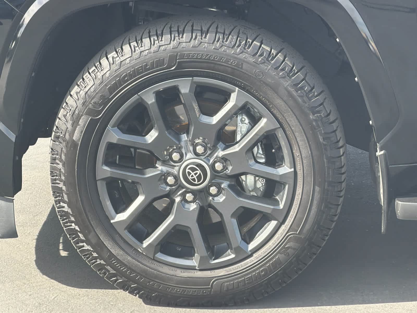 Used 2023 Toyota Sequoia Platinum AWD/4WD image 29