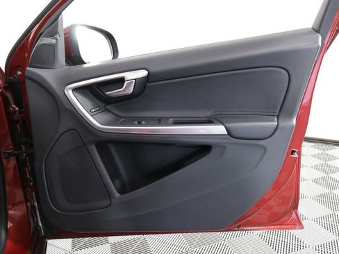 Used 2015 Volvo V60 T5 Premier image 25
