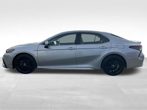 Used 2024 Toyota Camry XSE image 4