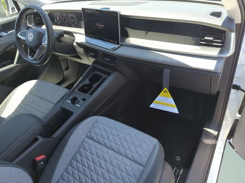 New 2026 Volkswagen Tiguan S FWD image 18