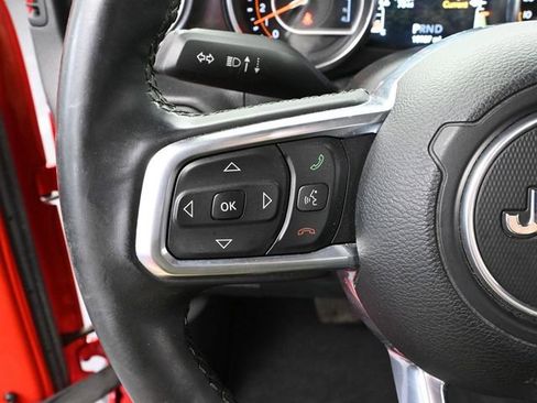 Used 2021 Jeep Wrangler Unlimited Sahara image 28