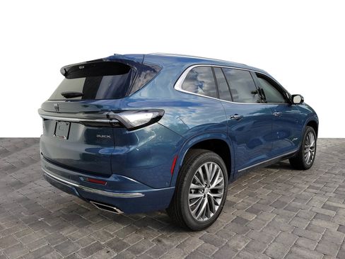 New 2026 Buick Enclave Avenir w/ Super Cruise Package FWD image 6