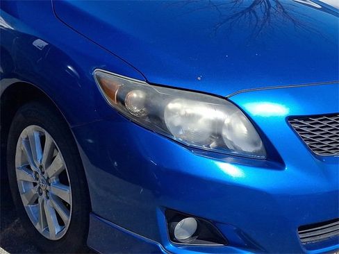 Used 2010 Toyota Corolla S image 7