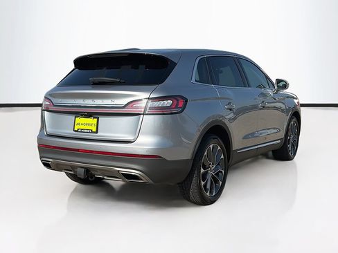 Used 2022 Lincoln Nautilus Reserve w/ Luxury Package AWD/4WD image 5