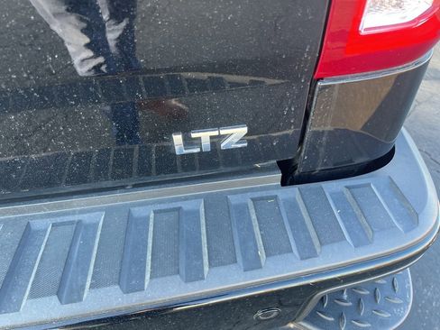 Used 2017 Chevrolet Silverado 1500 LTZ Z71 w/ LTZ Plus Package image 7