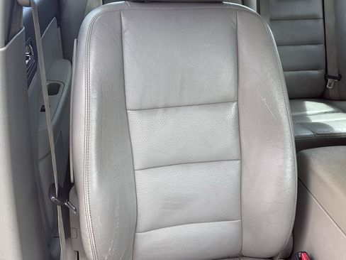 Used 2008 Ford Fusion SEL FWD image 10