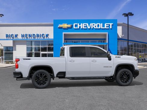 New 2026 Chevrolet Silverado 2500 LT w/ Trail Boss Package AWD/4WD image 7