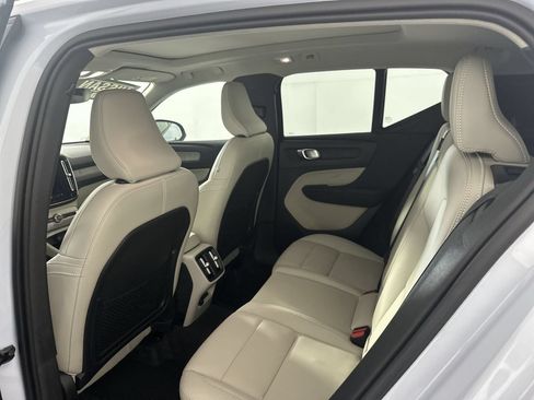 Used 2026 Volvo XC40 B5 Plus AWD/4WD image 24