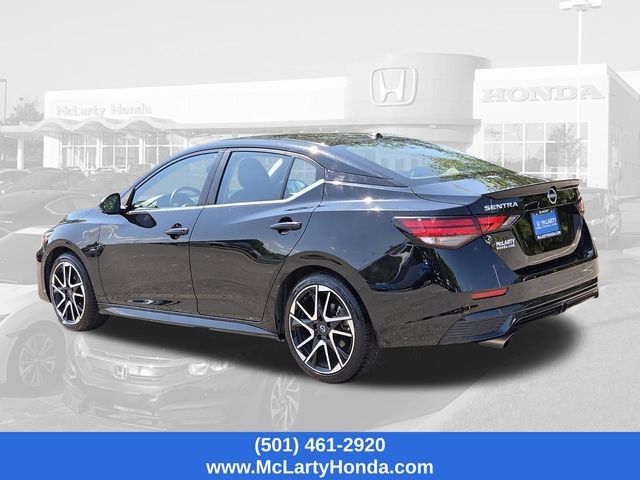 Used 2025 Nissan Sentra SR FWD image 3