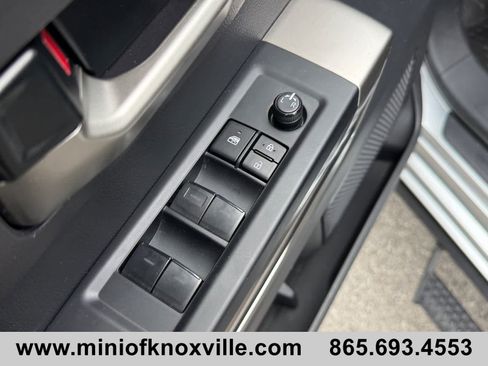 Used 2024 Toyota Tundra SR5 w/ SR5 Convenience Package AWD/4WD image 15