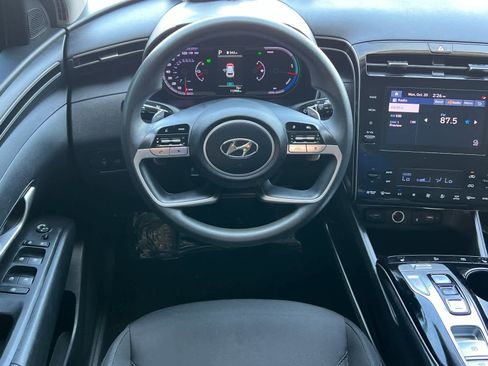 Used 2023 Hyundai Tucson Blue image 14