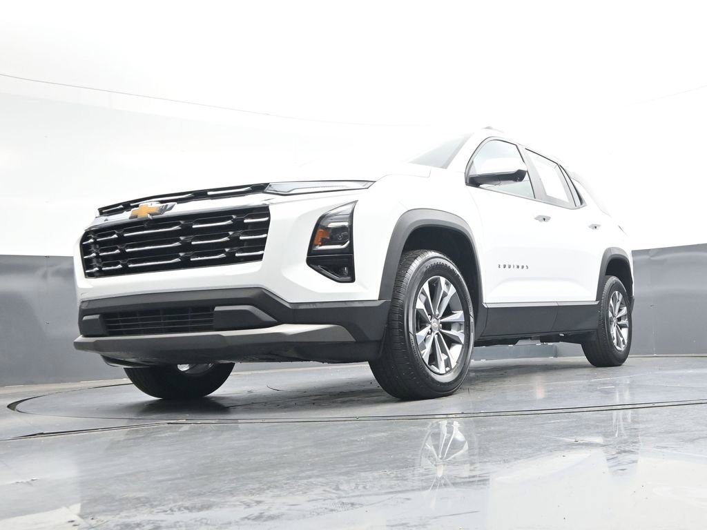 Used 2025 Chevrolet Equinox LT w/ Convenience Package II FWD image 41