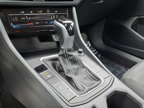 Used 2025 Volkswagen Jetta S FWD image 20