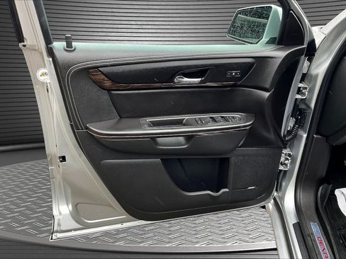 Used 2015 GMC Acadia Denali AWD/4WD image 19