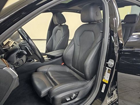 Used 2020 BMW 530i w/ Convenience Package image 18