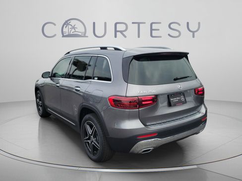 Certified 2026 Mercedes-Benz GLB 250 image 2
