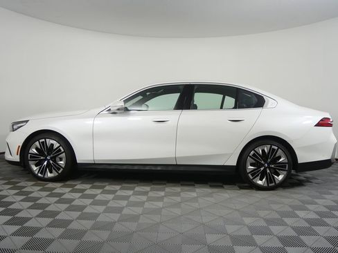 Certified 2026 BMW 540i xDrive AWD/4WD image 6
