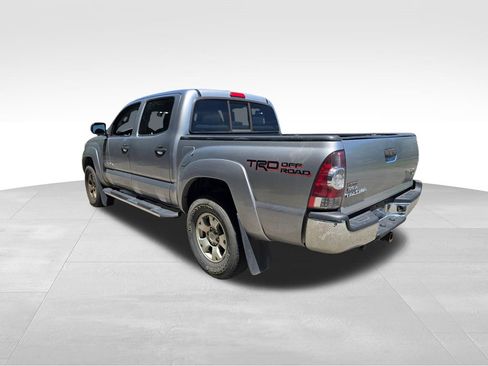 Used 2015 Toyota Tacoma PreRunner w/ TRD Off-Road Package RWD image 13