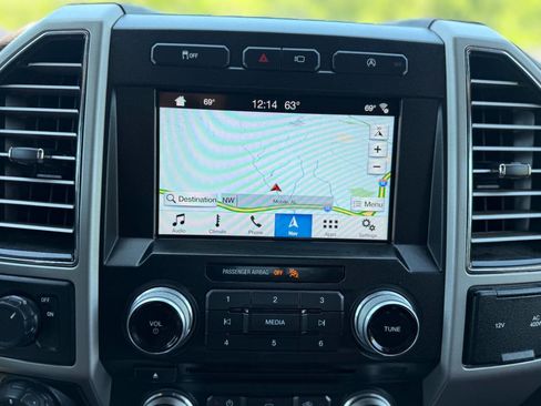 Used 2018 Ford F150 King Ranch w/ Equipment Group 601A Luxury RWD image 16