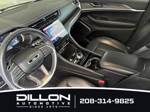 Used 2021 Jeep Grand Cherokee L Limited AWD/4WD image 10