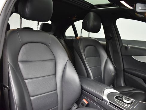 Used 2019 Mercedes-Benz C 300 4MATIC Sedan w/ Premium Package image 16