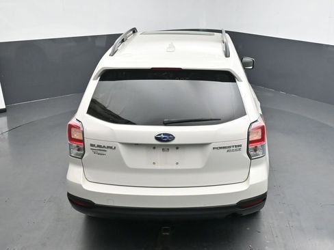 Used 2017 Subaru Forester 2.5i Premium w/ All-Weather Package image 16