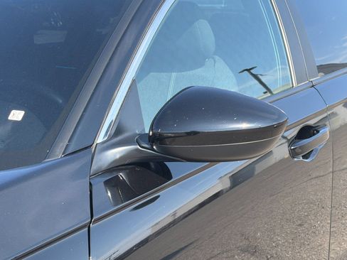 Used 2024 Honda Accord Sport image 39