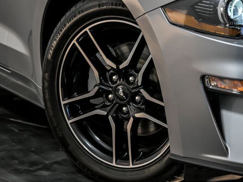 Used 2023 Ford Mustang Premium image 3